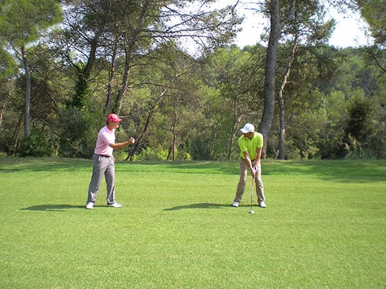 cours intensifs pour perfectionner son swing sur 5 jours