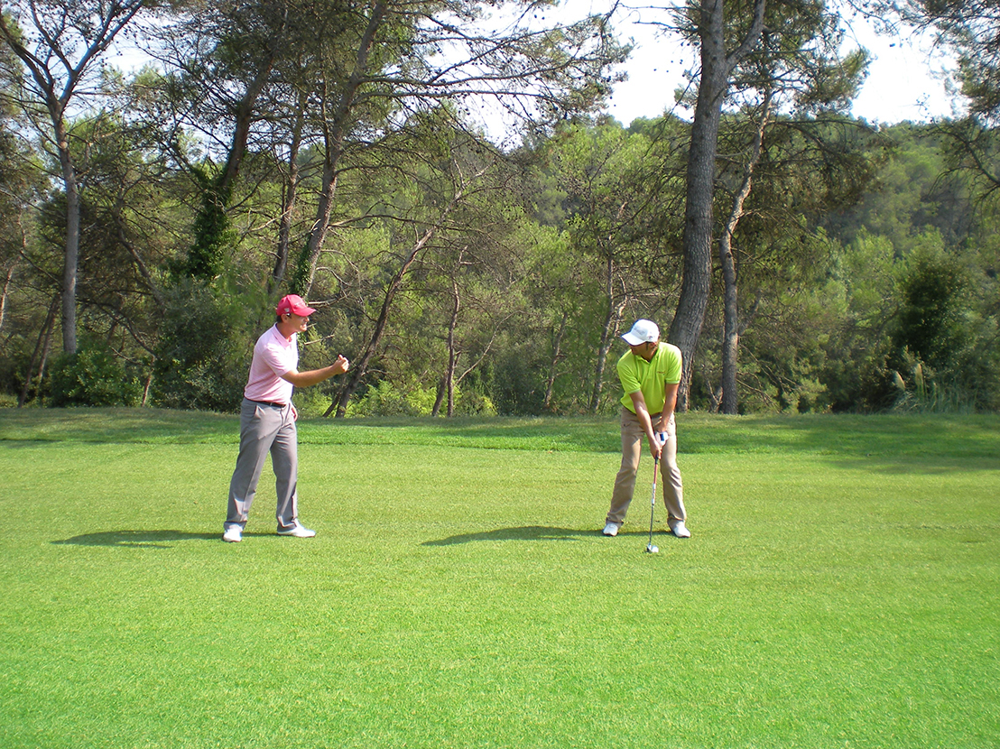 cours intensifs pour perfectionner son swing sur 5 jours