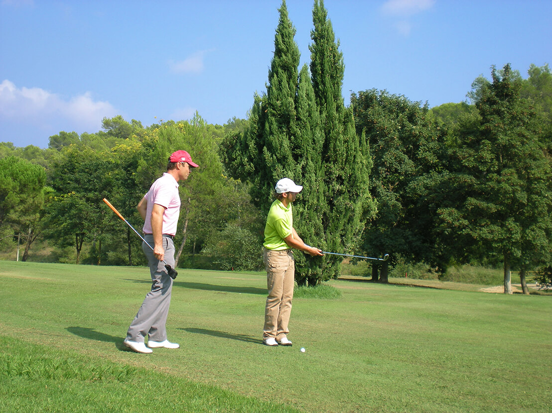 stage sur le practice et le parcours de golf